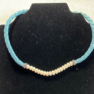 Vintage Honora Pearl and leather necklace new